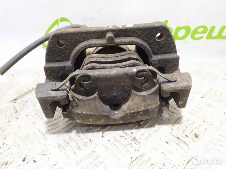 Суппорт передний правый Bmw X3 e83 2004-2010