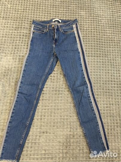 Джинсы