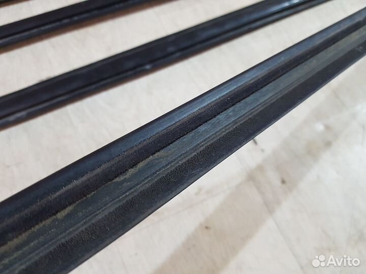 Бархотка двери Mitsubishi asx 1.6