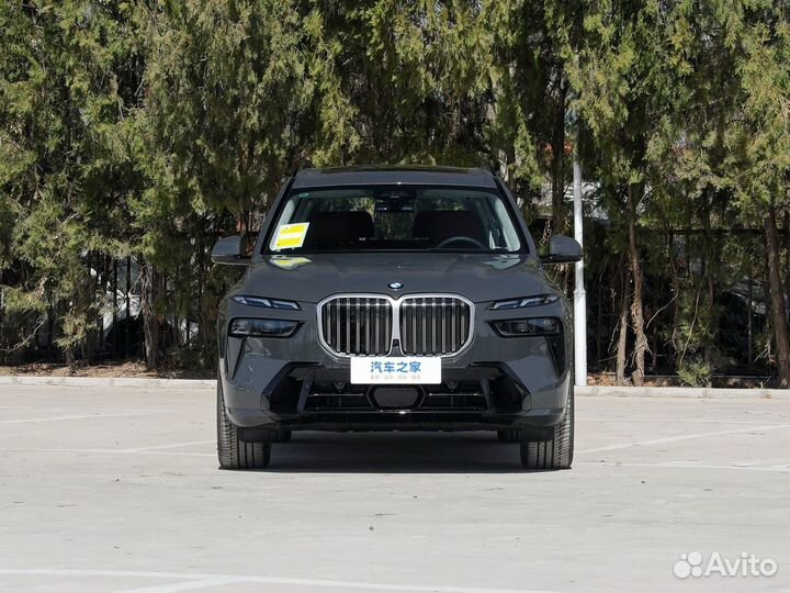 BMW X7 3.0 AT, 2024, 1 км