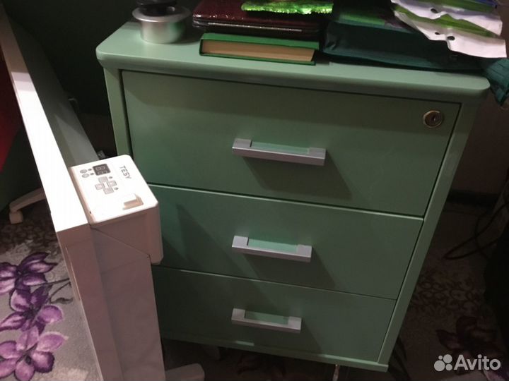 Стол письменный дерево 