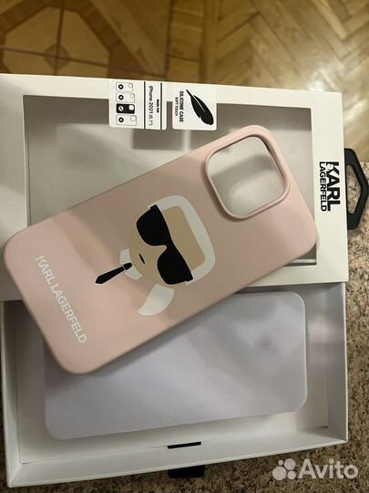 Чехол на iPhone 13 pro karl lagerfeld