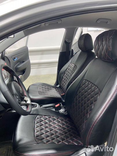 Чехлы Ford Focus 3 11+ красный ромб