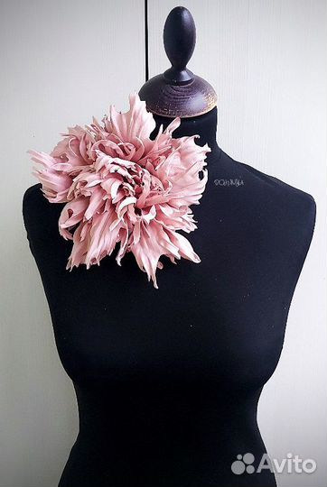 Броши цветы пионы розы из ткани большие