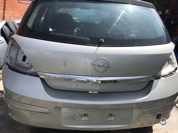 Крышка багажника на опель астра H хэтчбек