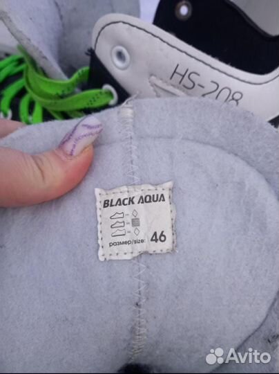 Коньки хоккейные