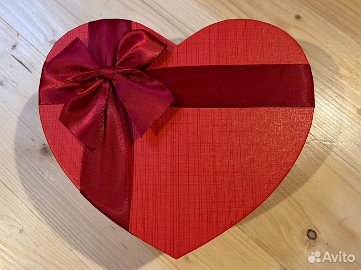Коробка подарочная сердце