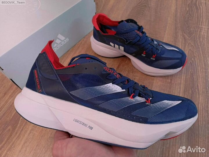 Беговые кроссовки адидас adizero pro 3