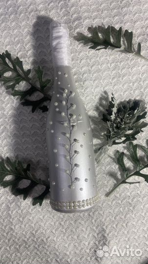 Свадебные бутылки шампанского