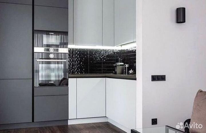 Кухня в потолок на заказ