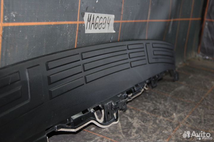 Накладка бампера заднего - Toyota Land Cruiser P