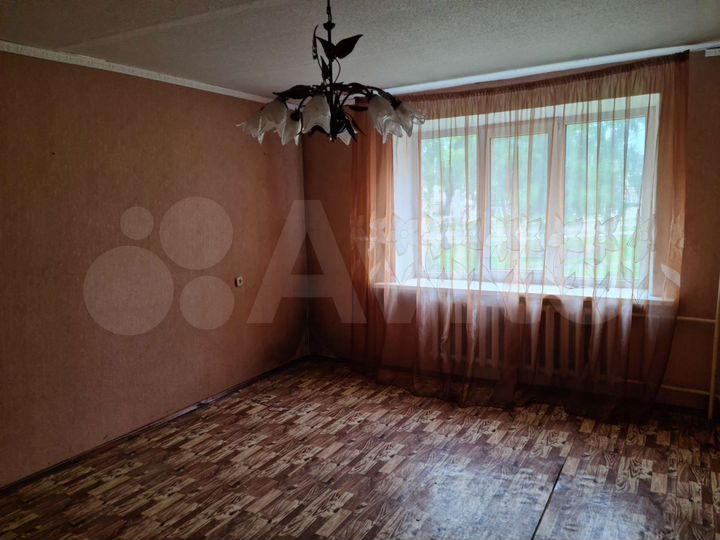 2-к. квартира, 60 м², 1/8 эт.