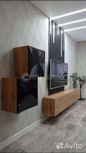 Тумба под тв + навесные шкафы. Новая