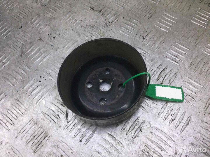 Шкив помпы Ford Focus 98mf8509ac shda