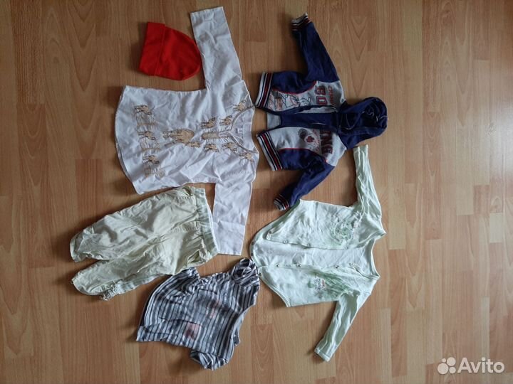 Детские вещи, термос,поильники