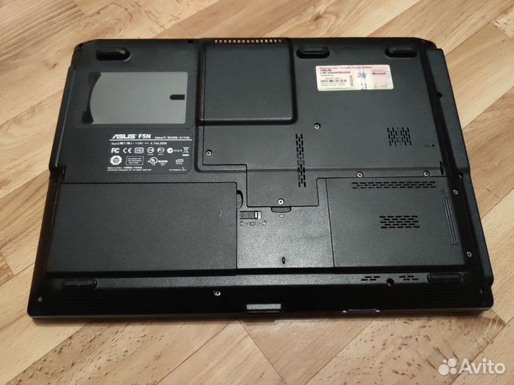 Ноутбук Asus F5N Amd Turion/3гб/250Гб/Geforce 7000