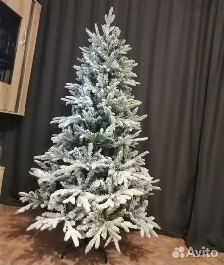 Ель искуственная