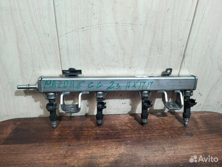 Топливная рампа (форсунка) Mazda 6 GG 0280158103
