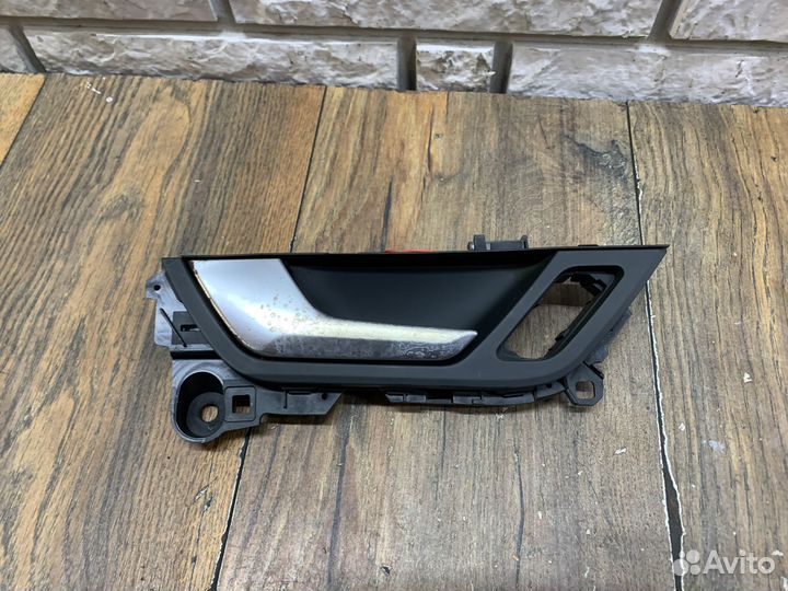 Audi A6 C8 Ручка двери внутренняя левая и правая