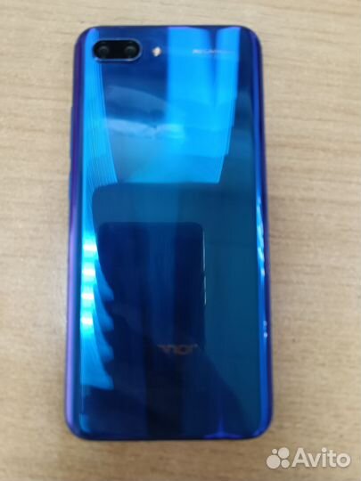 HONOR 10, 4/64 ГБ