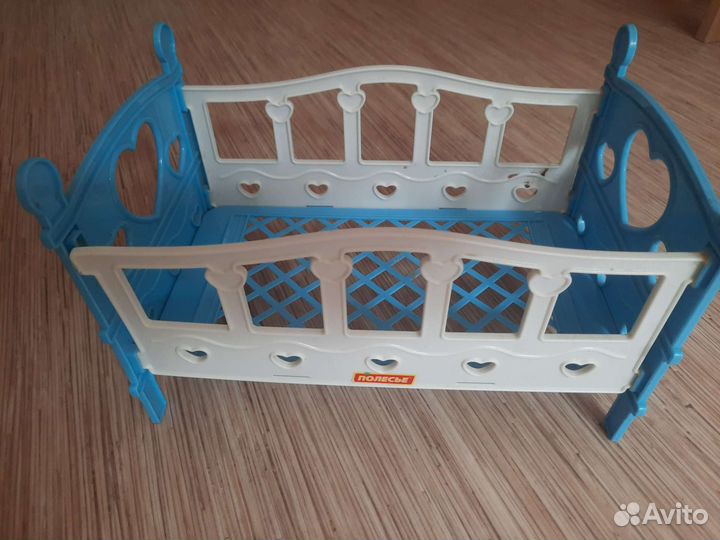 Кровать для кукол