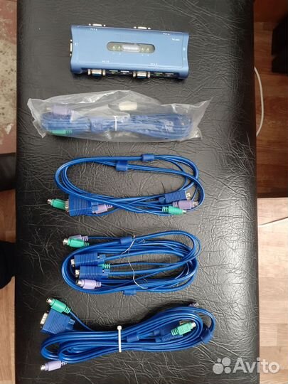 KVM переключатель trendnet TK-400 (vga+ps/2)