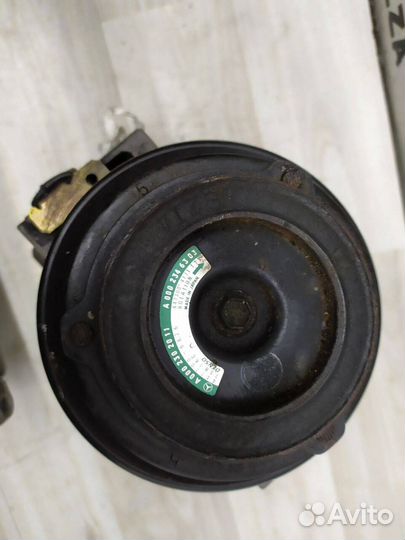 Компрессор кондиционера Mercedes М112