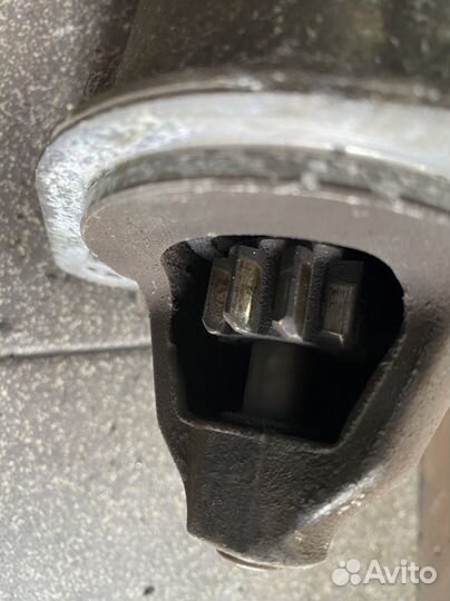 Стартер Toyota Avensis T250