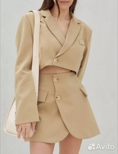 Костюм пиджак и юбка М