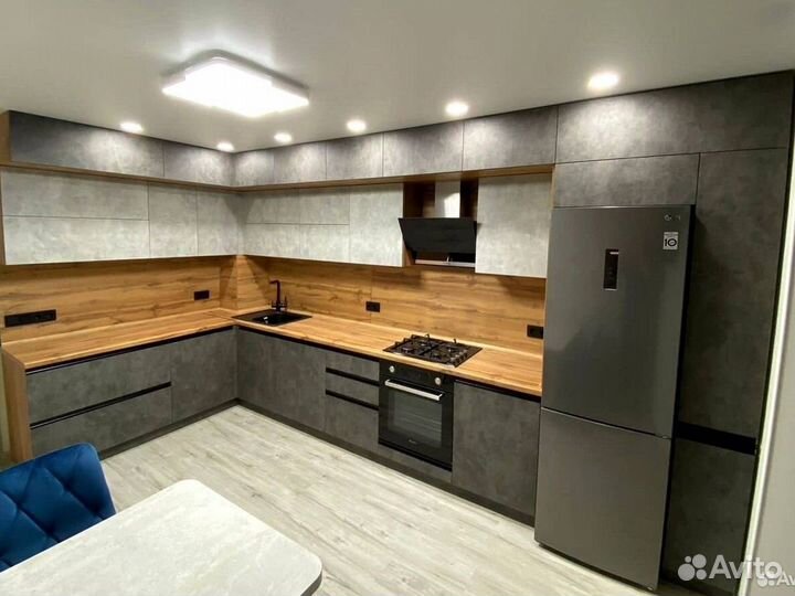 Кухонный гарнитур 