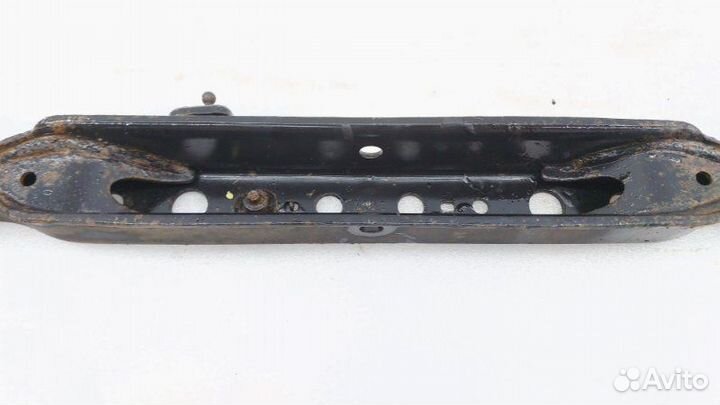 Рычаг поперечный задний правый Nissan X-Trail T32