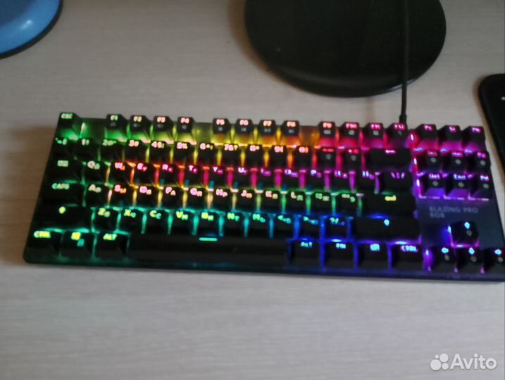 Игровая механическая клавиатура