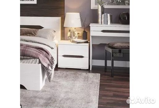 Тумба прикроватная Валенсия новая