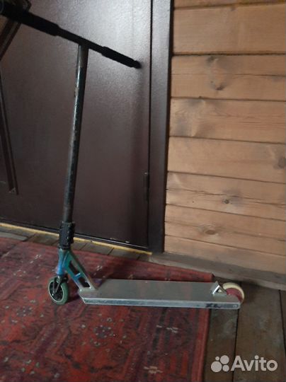 Трюковой самокат