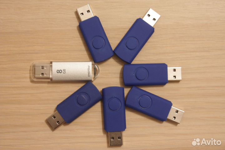 USB-флеш накопитель 8гб