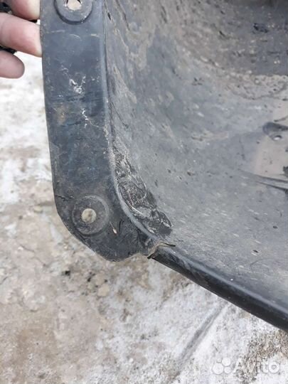 16-21 Крета Подкрылок передний левый Hyundai Creta