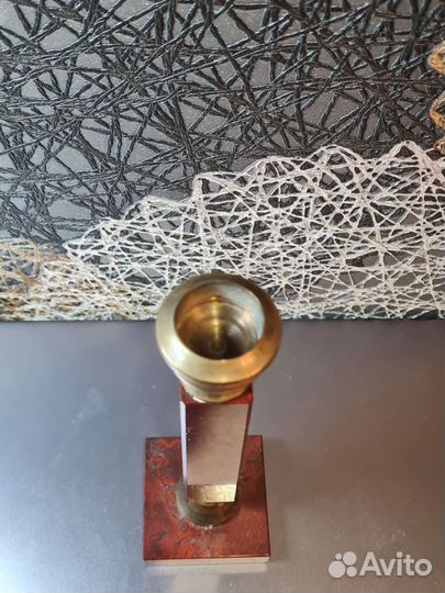 Подсвечник