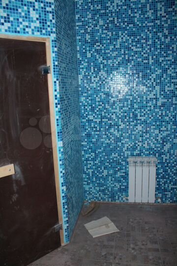 Дом 210 м² на участке 4 сот.