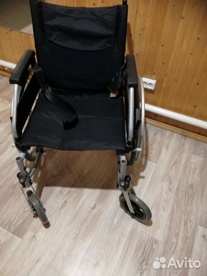 Коляска инвалидная