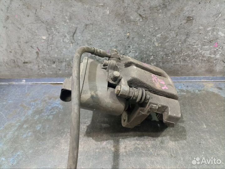 Суппорт задний левый Volvo S60 2 Поколение FS