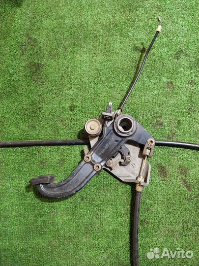 Педаль стояночного тормоза Mercedes w124