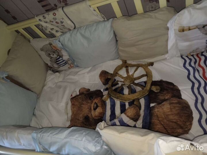 Комплект в детскую кроватку