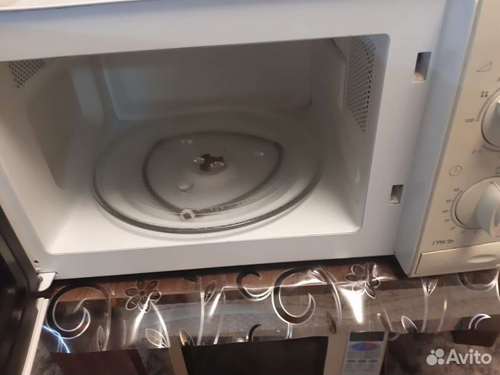 Микроволновая печь гриль Samsung