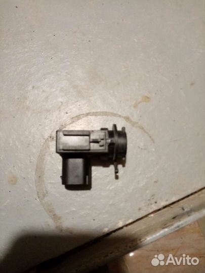 Датчик аук f30, е 60