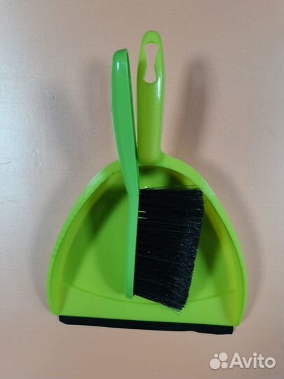 Совок для мусора и щетка-сметка (новый)