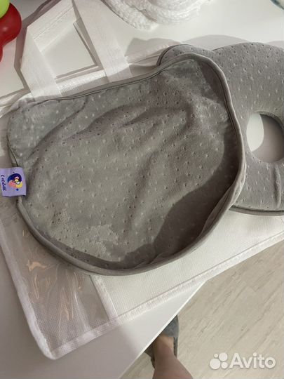 Подушка ортопедическая для новорожденных