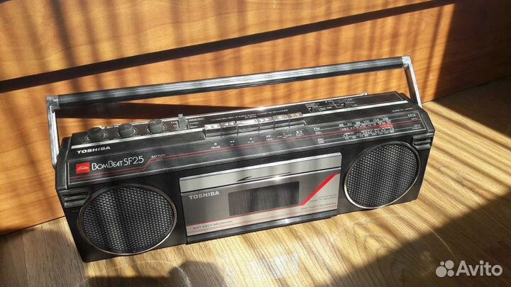 Кассетный магнитофон Toshiba RT-SF25