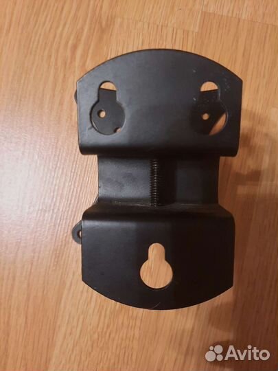 Крепление на стену для телевизора