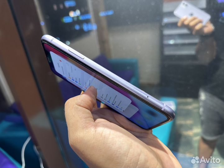 iPhone 11, 256 ГБ