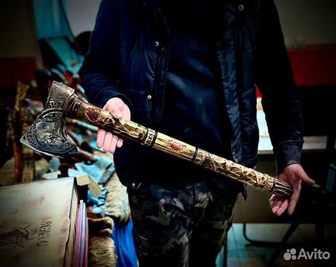 Кованый топор Рагнар ручной работы